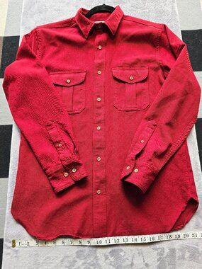 C.C.Filson 100% virgin wool made in USA mens large longsleeve shirt